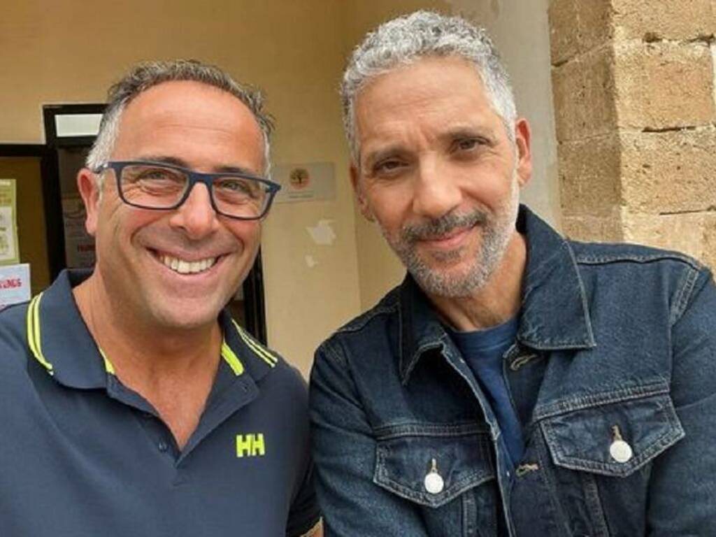 Terrasini si trasforma in un set a cielo aperto con protagonista Beppe Fiorello per girare la serie Tv di Mediaset