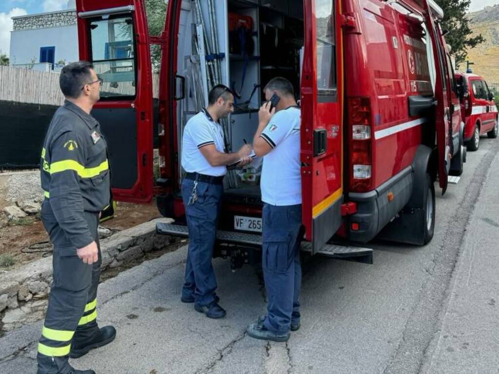 Trovato dopo 3 giorni di incessanti ricerche il corpo di Antonio D’Amico, il giovane di Partinico disspero nel mare di Terrasini